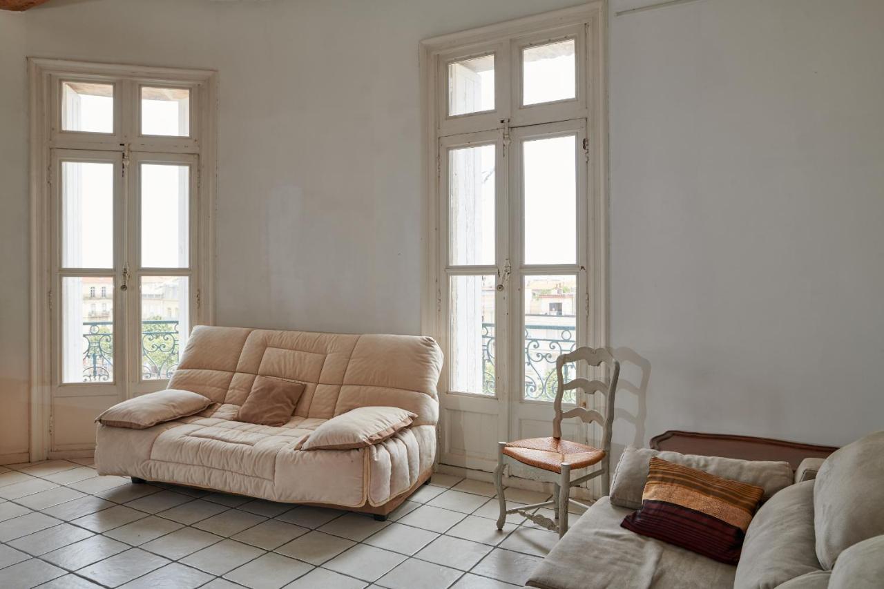 Grand Appartement Au Coeur De 塞特港 外观 照片