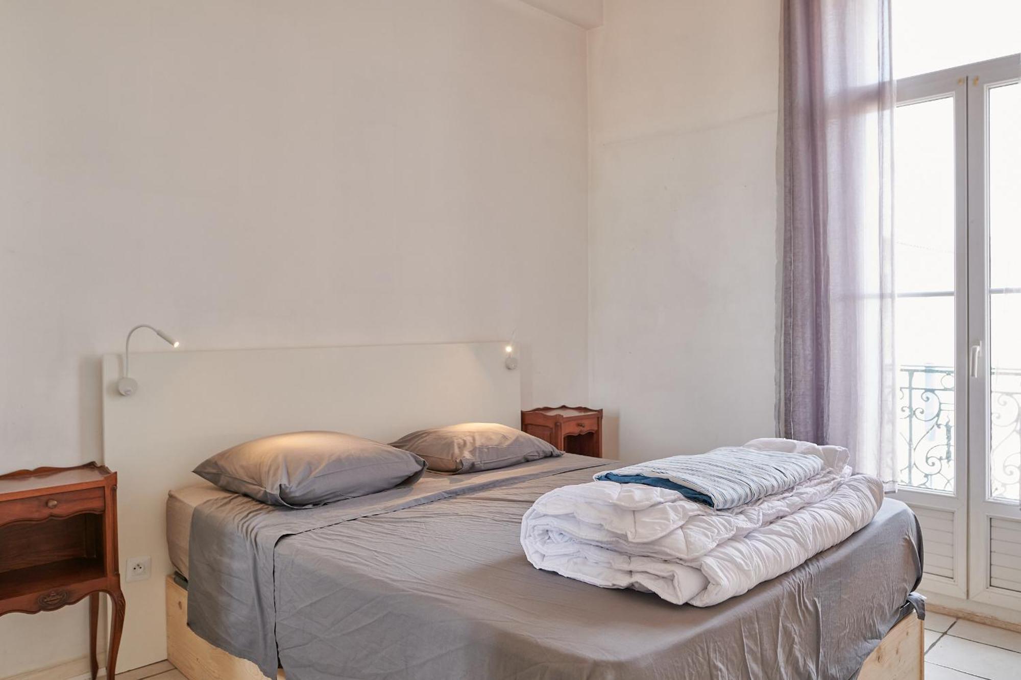 Grand Appartement Au Coeur De 塞特港 外观 照片