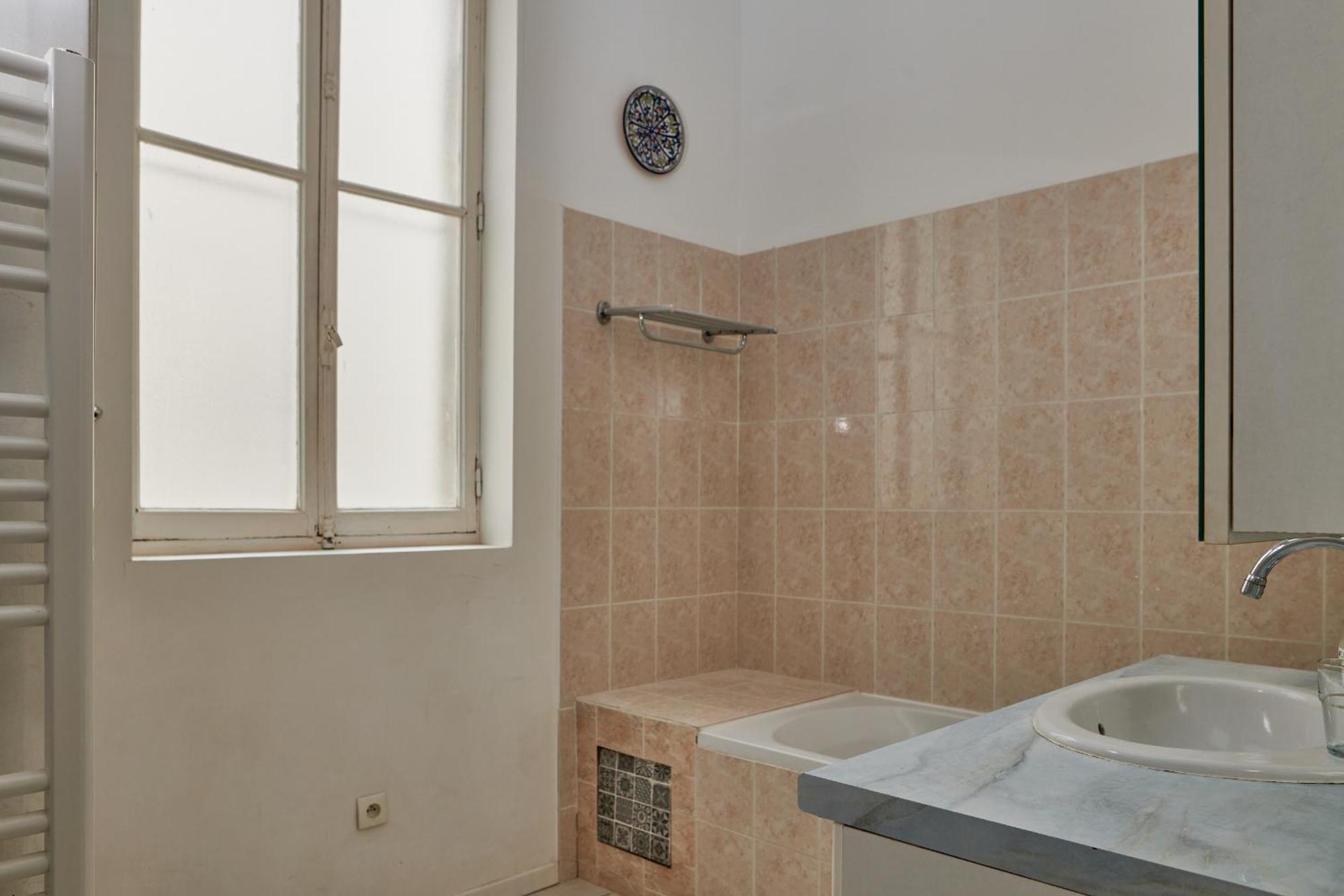 Grand Appartement Au Coeur De 塞特港 外观 照片