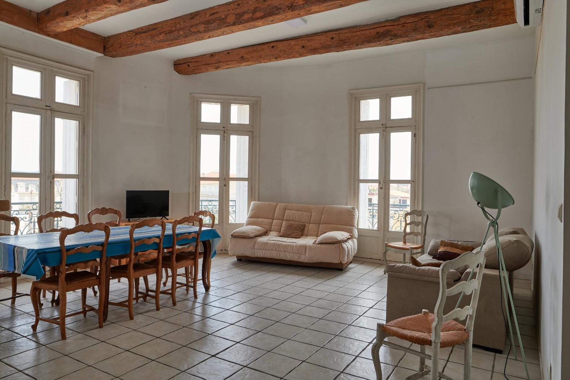 Grand Appartement Au Coeur De 塞特港 外观 照片